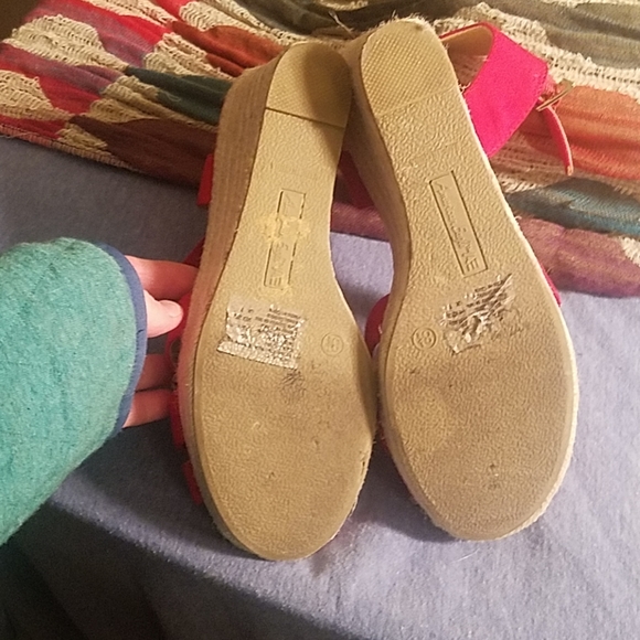 American Eagle Ladies Red Shoes Size 8.5 #summer - Picture 4 of 4